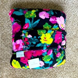 Vera Bradley Fleece Travel Blanket NWT